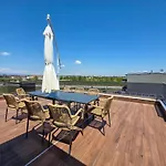Apartment Afroditi By Sdr